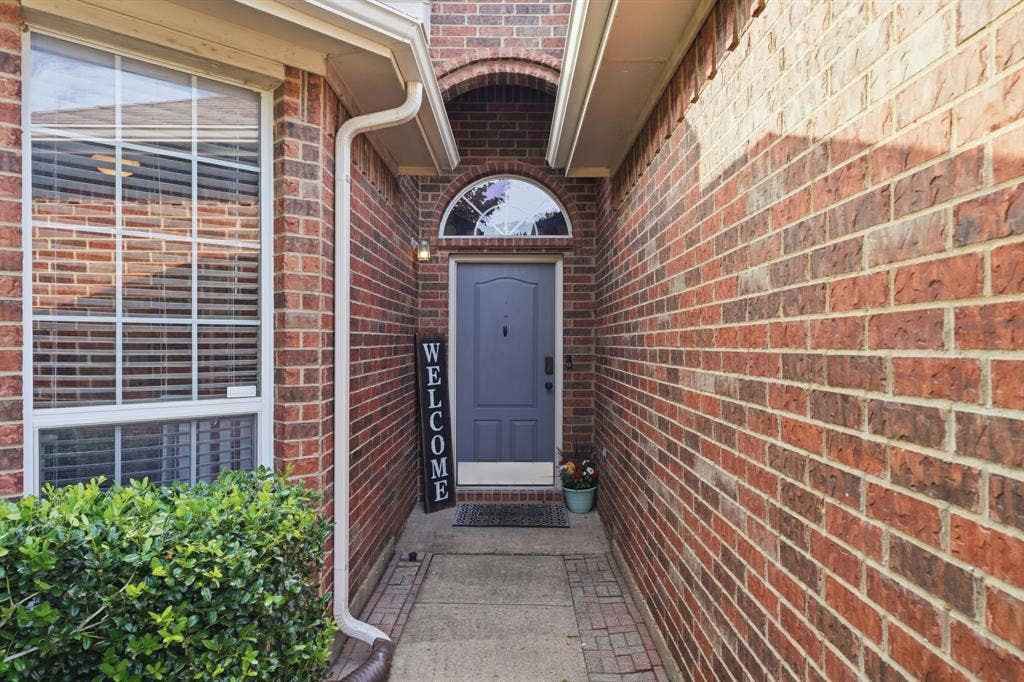 Welcome to 1953 Rustic Creek Drive!