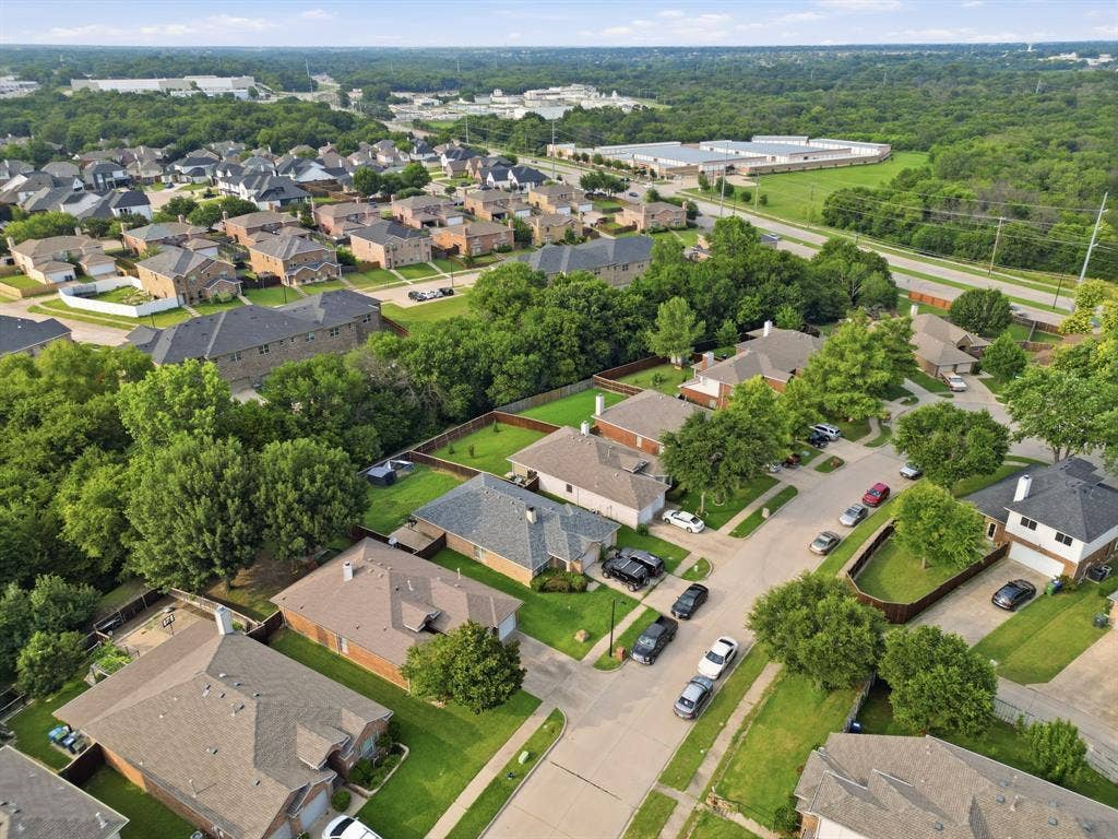 1953 Rustic Creek Drive, Garland, TX 75040