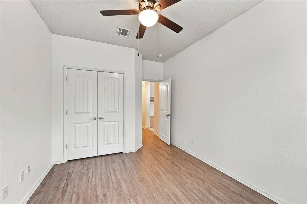 1953 Rustic Creek Drive, Garland, TX 75040