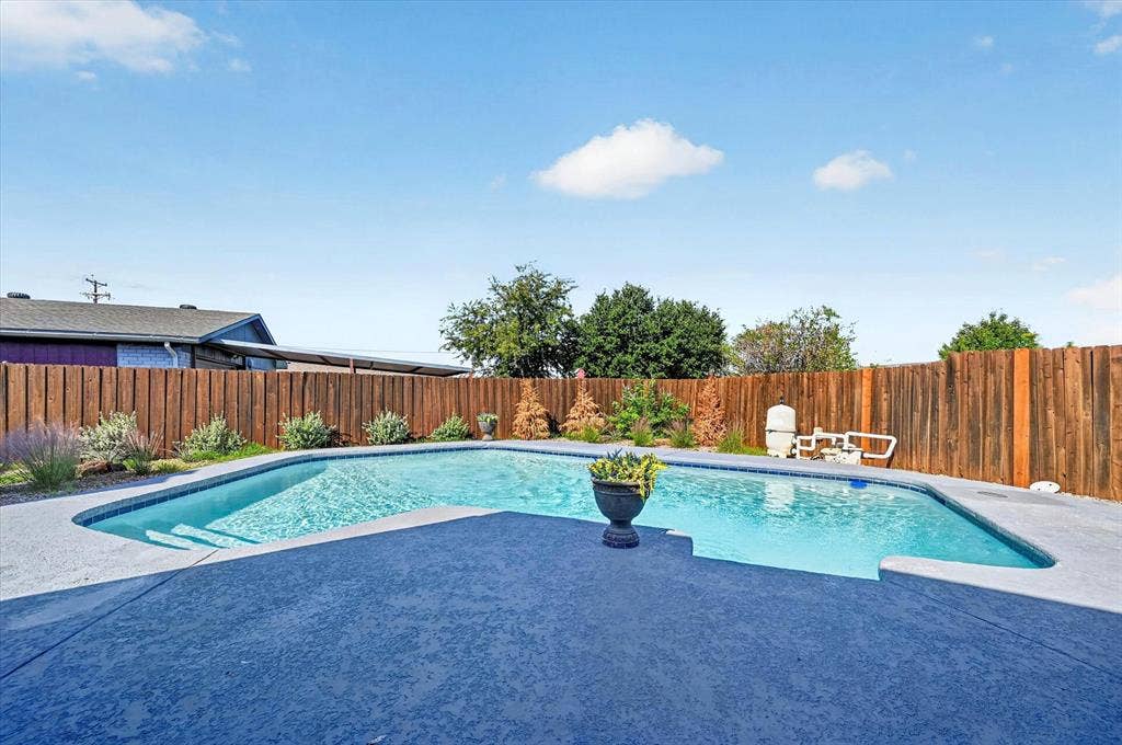 4709 Pemberton Lane, The Colony, TX 75056