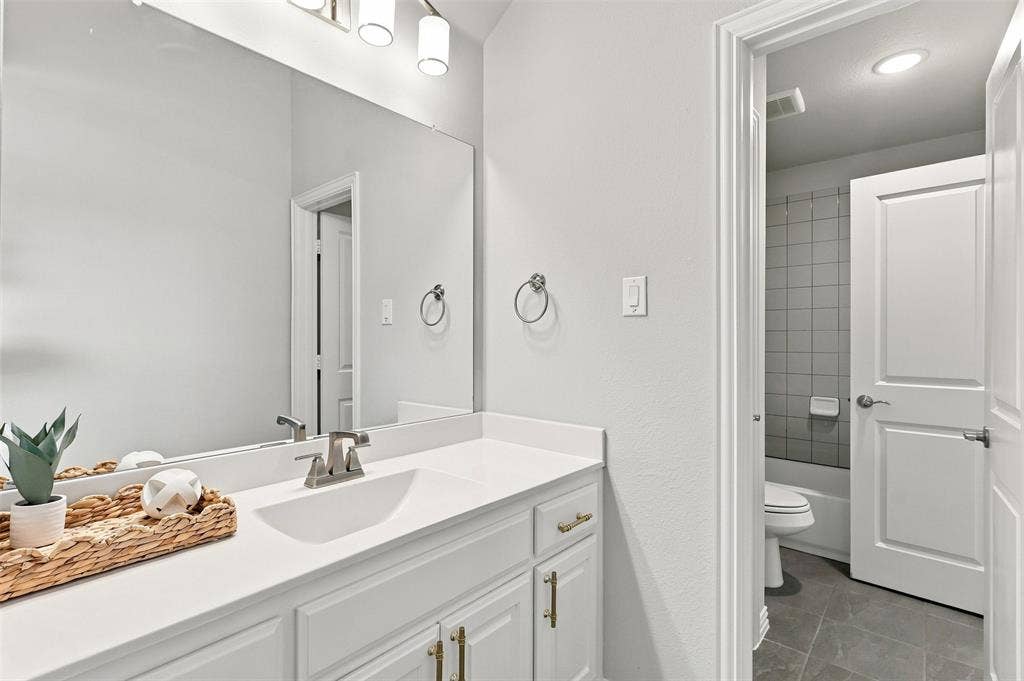 3233 Rolling Meadow Drive, Anna, TX 75409 3233 Rolling Meadow Drive, Anna, TX 75409