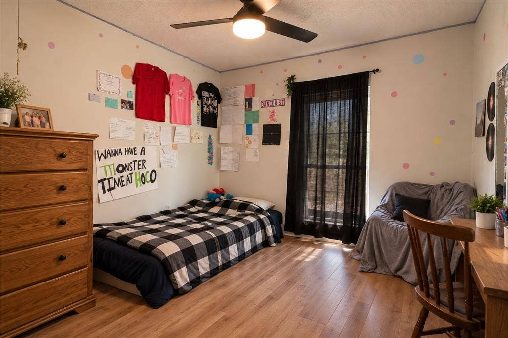 2108 Skylark Drive, Waco, TX 76712 2108 Skylark Drive, Waco, TX 76712