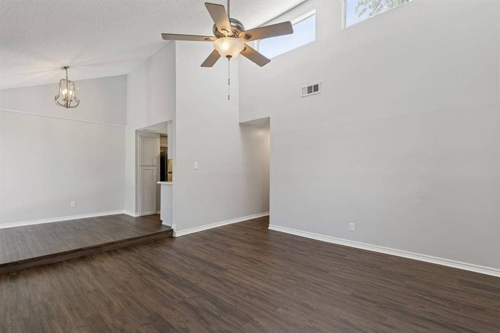 6646 E Lovers Lane, #104, Dallas, TX 75214 6646 E Lovers Lane, #104, Dallas, TX 75214