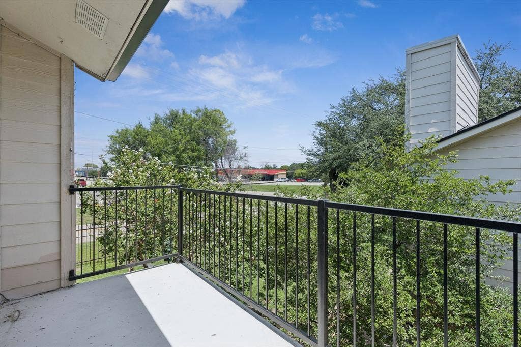 6646 E Lovers Lane, #104, Dallas, TX 75214 6646 E Lovers Lane, #104, Dallas, TX 75214