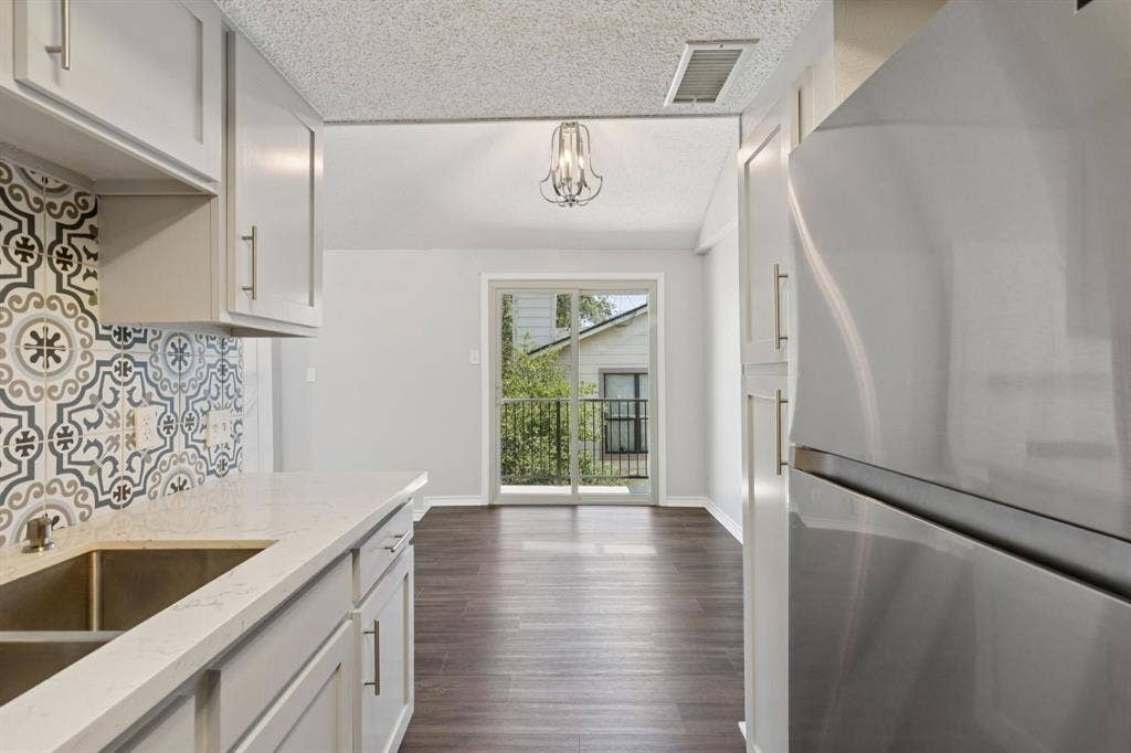 6646 E Lovers Lane, #104, Dallas, TX 75214 6646 E Lovers Lane, #104, Dallas, TX 75214