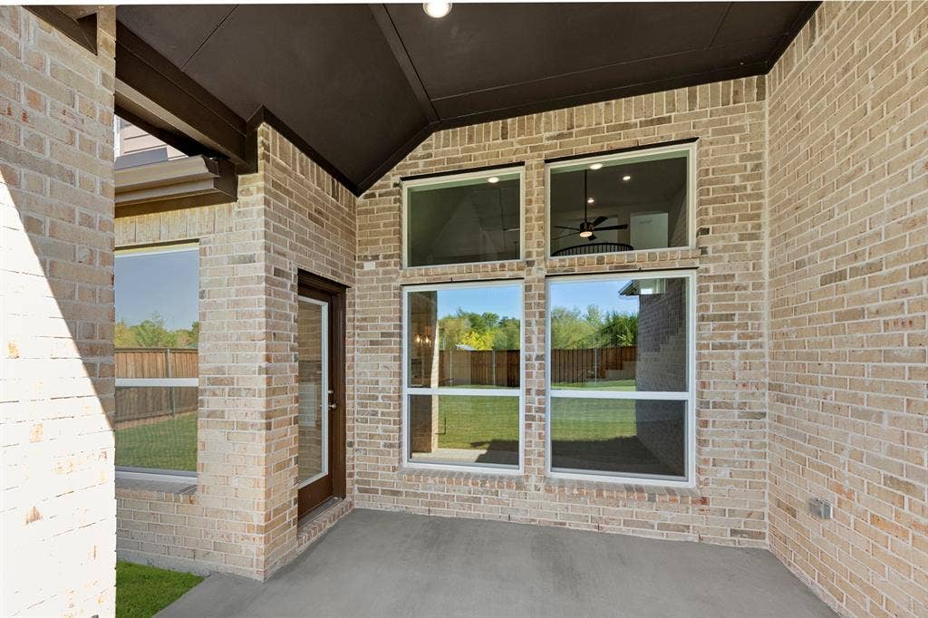 700 Golden Galaxy Way, Lucas, TX 75098 24_25. 700 Golden - Patio
