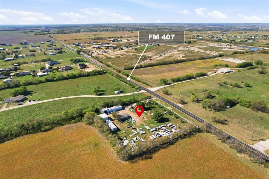 Property photo for 1742 Illinois Street, Rhome, TX