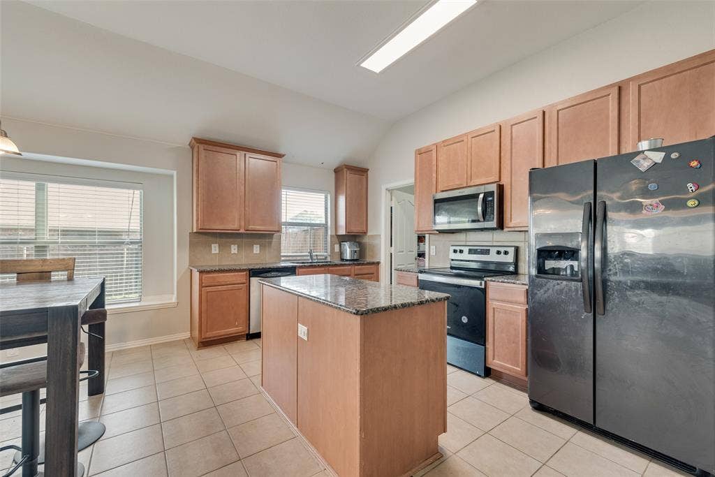 721 Honeysuckle Way, DeSoto, TX 75115 721 Honeysuckle Way, DeSoto, TX 75115