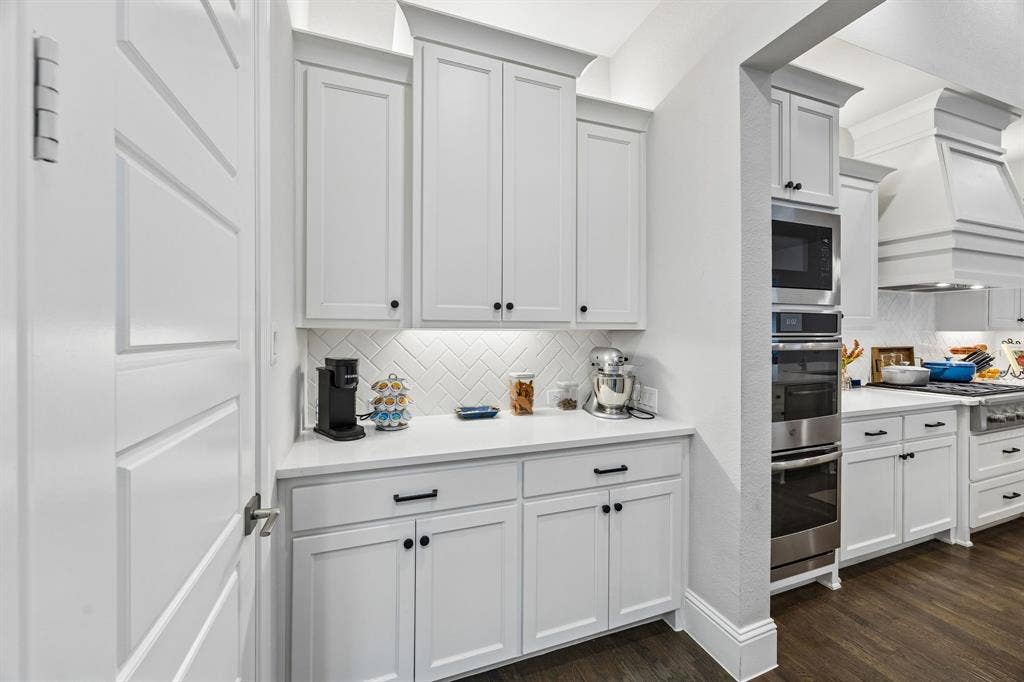 850 Star Meadow Drive, Prosper, TX 75078 Butler's Pantry