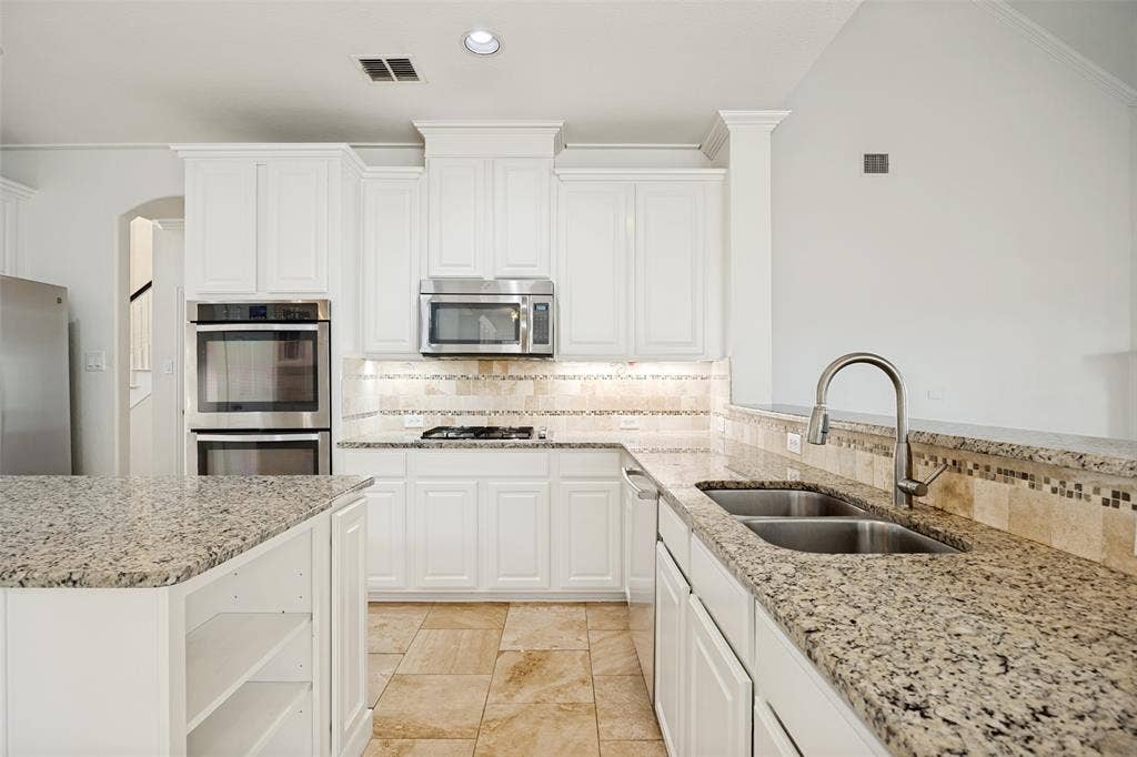 4437 Red Barn Drive, Richardson, TX 75082 4437 Red Barn Drive, Richardson, TX 75082