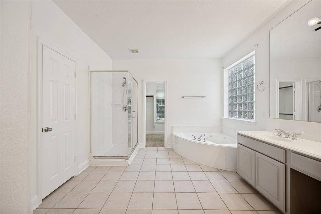 4437 Red Barn Drive, Richardson, TX 75082 4437 Red Barn Drive, Richardson, TX 75082