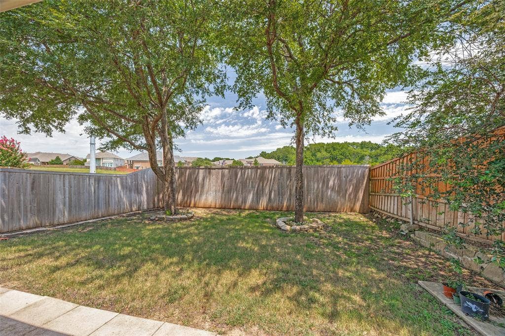 4437 Red Barn Drive, Richardson, TX 75082 4437 Red Barn Drive, Richardson, TX 75082