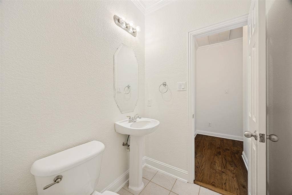 4437 Red Barn Drive, Richardson, TX 75082 4437 Red Barn Drive, Richardson, TX 75082