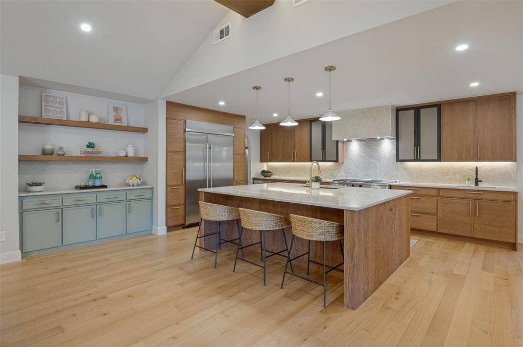 7023 Brookshire Drive, Dallas, TX 75230