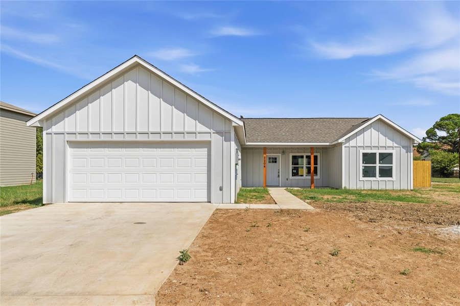 Property photo for 2204 Brooke Lane, Brownwood, TX