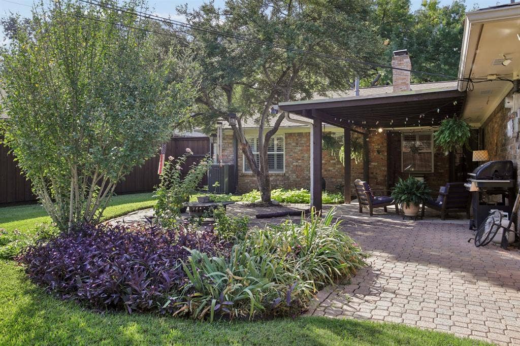 9935 Milltrail Drive, Dallas, TX 75238 9935 Milltrail Drive, Dallas, TX 75238
