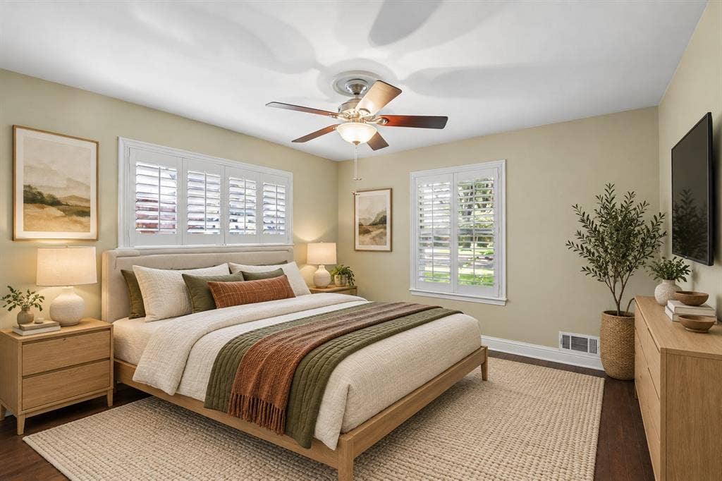 9935 Milltrail Drive, Dallas, TX 75238 Guest bedroom #2 virtually staged