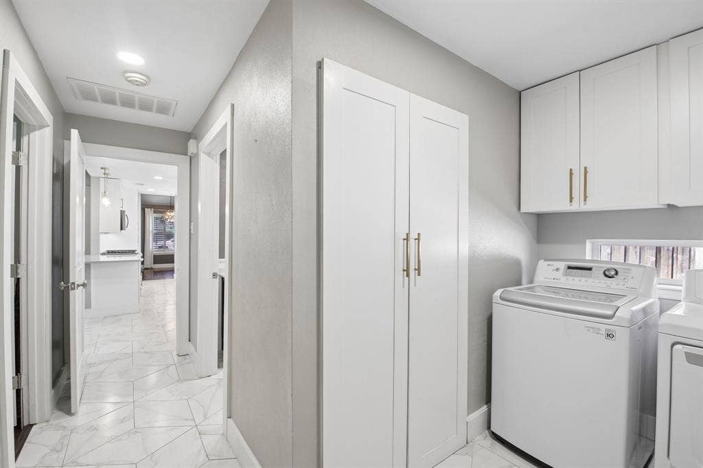 9935 Milltrail Drive, Dallas, TX 75238 looking to kitchen past bed/bathroom