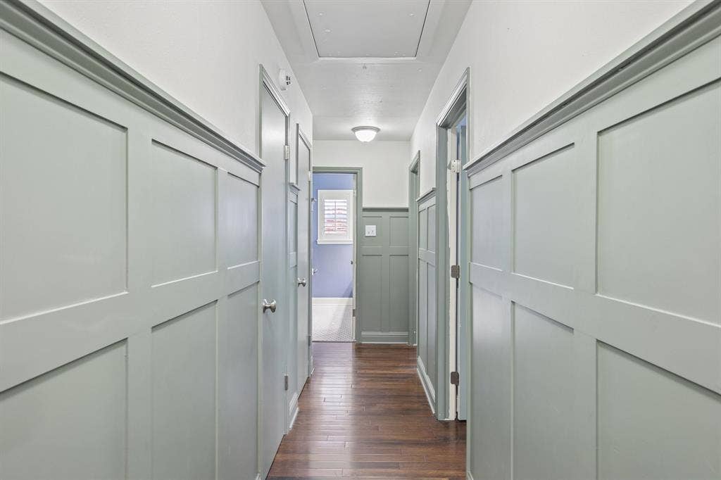 9935 Milltrail Drive, Dallas, TX 75238 Remodeled hallway