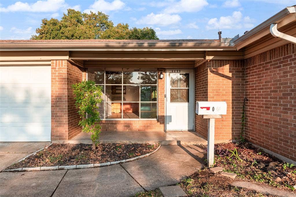 6609 Trailwood Drive, Forest Hill, TX 76140 6609 Trailwood Drive, Forest Hill, TX 76140