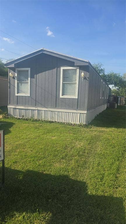 Property photo for 4253 Sun Drive, Fort Worth, TX