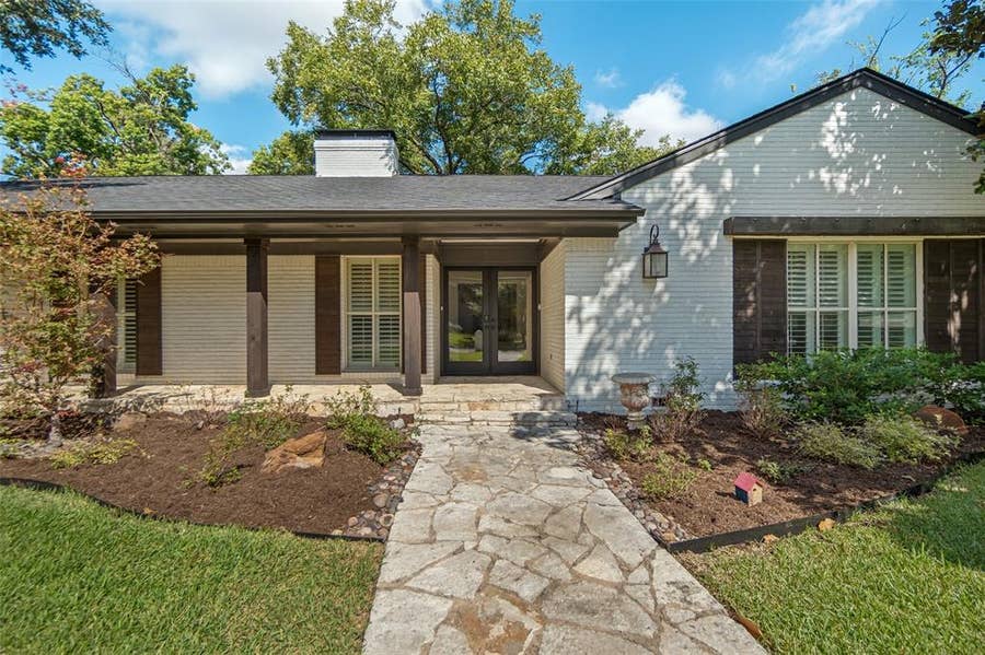 Property photo for 6609 Ridgeview Circle, Dallas, TX