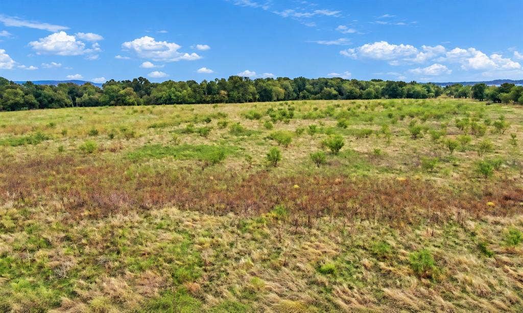 221 S Kinder Lane, Jacksboro, TX 76458 221 S Kinder Lane, Jacksboro, TX 76458