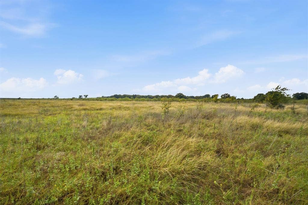 221 S Kinder Lane, Jacksboro, TX 76458 221 S Kinder Lane, Jacksboro, TX 76458