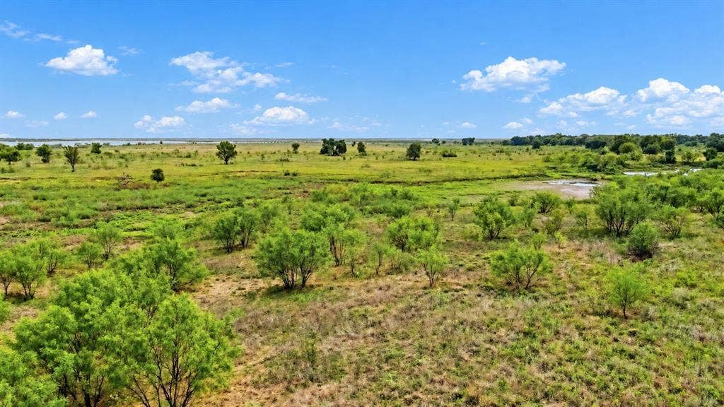 221 S Kinder Lane, Jacksboro, TX 76458 221 S Kinder Lane, Jacksboro, TX 76458
