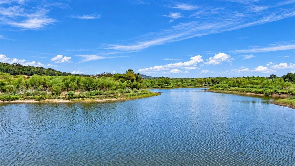 221 S Kinder Lane, Jacksboro, TX 76458 221 S Kinder Lane, Jacksboro, TX 76458