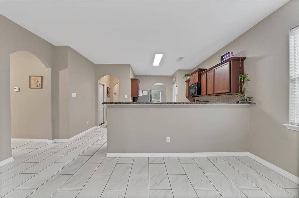 6148 Chalk Hollow Drive, Fort Worth, TX 76179