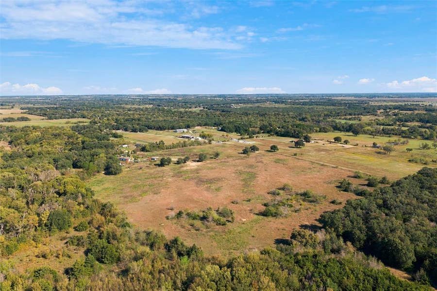 Property photo for 1654 Lincoln City Road, Elm Mott, TX