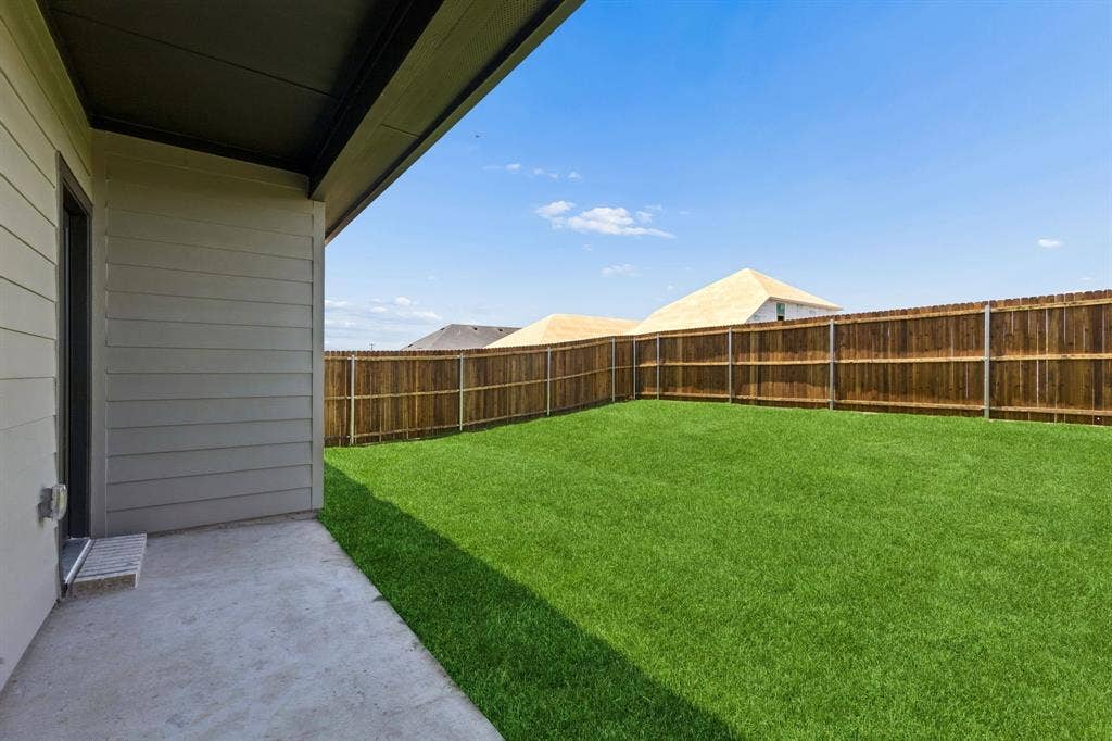 2720 Auburn Court, Princeton, TX 75407 Covered Patio in the Cypress home plan - REPRESENTATIVE PHOTO