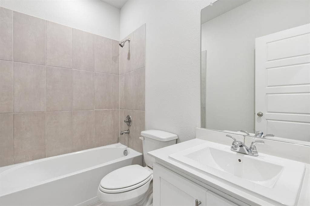 2720 Auburn Court, Princeton, TX 75407 Bathroom in the Cypress home plan - REPRESENTATIVE PHOTO