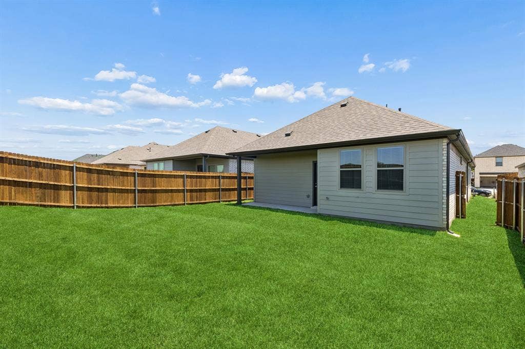2720 Auburn Court, Princeton, TX 75407 Covered Patio in the Cypress home plan - REPRESENTATIVE PHOTO