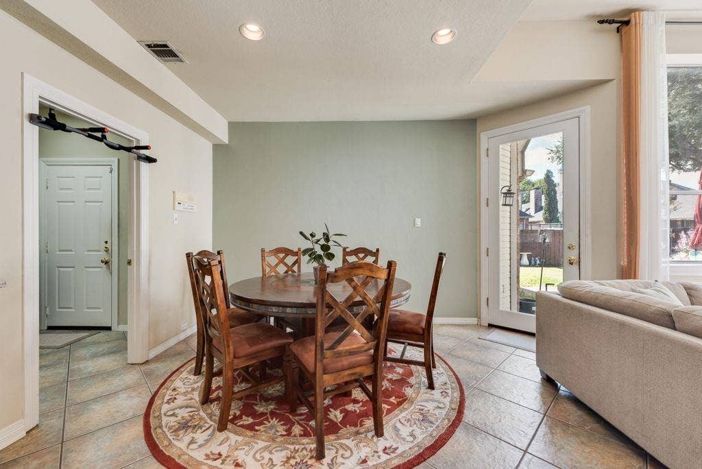 719 Alendale Drive, Coppell, TX 75019