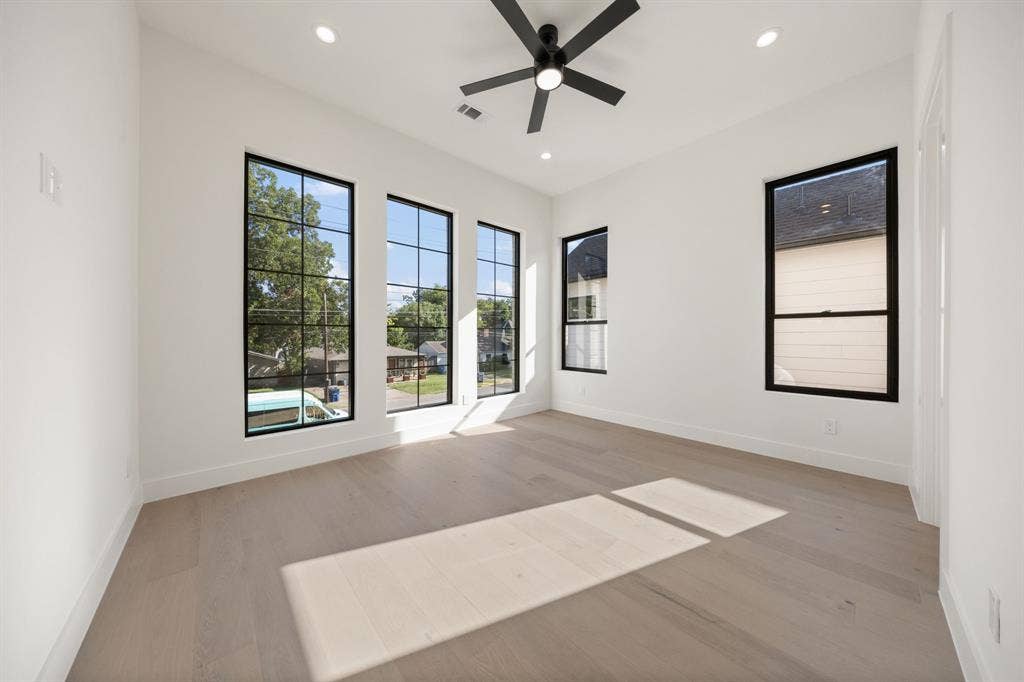 6475 Trammel Drive, Dallas, TX 75214 6475 Trammel Drive, Dallas, TX 75214