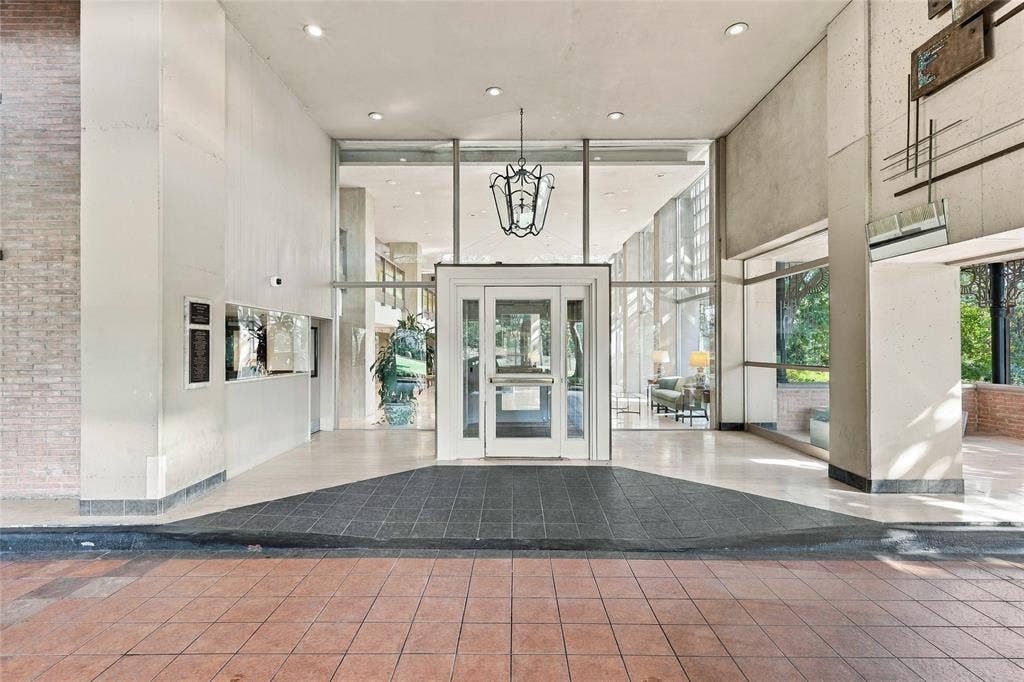 3525 Turtle Creek Boulevard, #8B, Dallas, TX 75219 3525 Turtle Creek Boulevard, #8B, Dallas, TX 75219