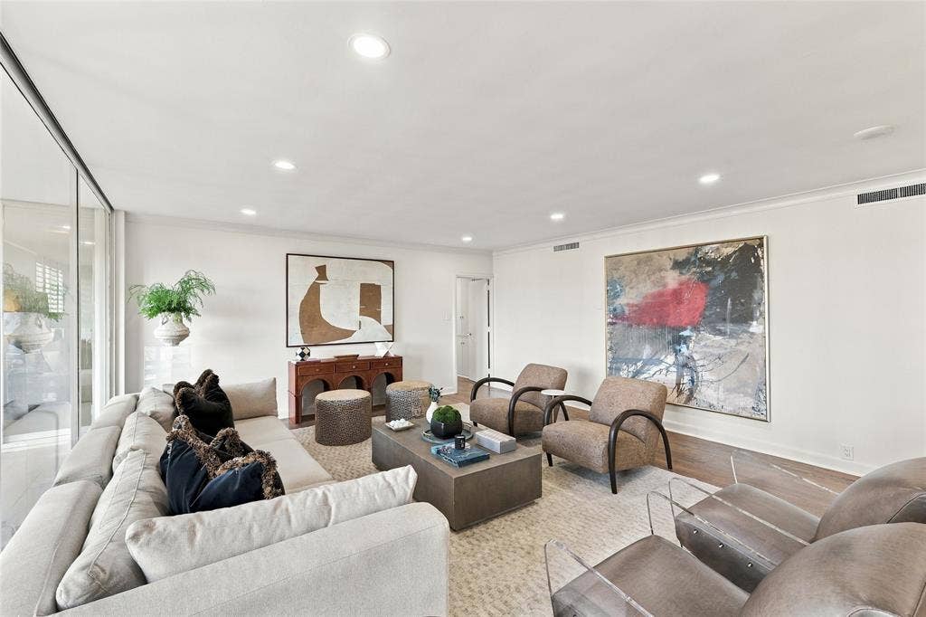 3525 Turtle Creek Boulevard, #8B, Dallas, TX 75219 3525 Turtle Creek Boulevard, #8B, Dallas, TX 75219