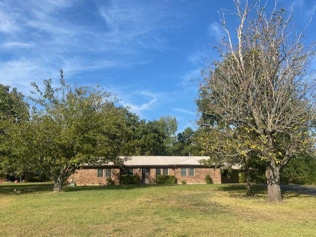 Property photo for 2677 HWY 37 NORTH, Clarksville, TX