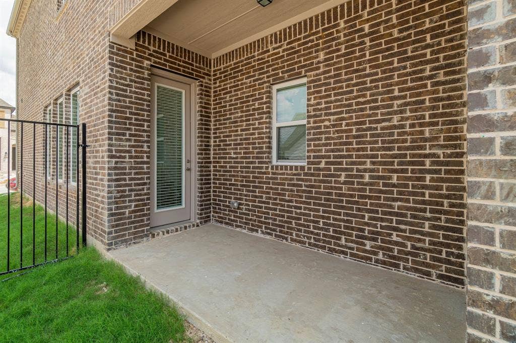 8705 Barnbougle Dunes Drive, McKinney, TX 75070 8705 Barnbougle Dunes Drive, McKinney, TX 75070