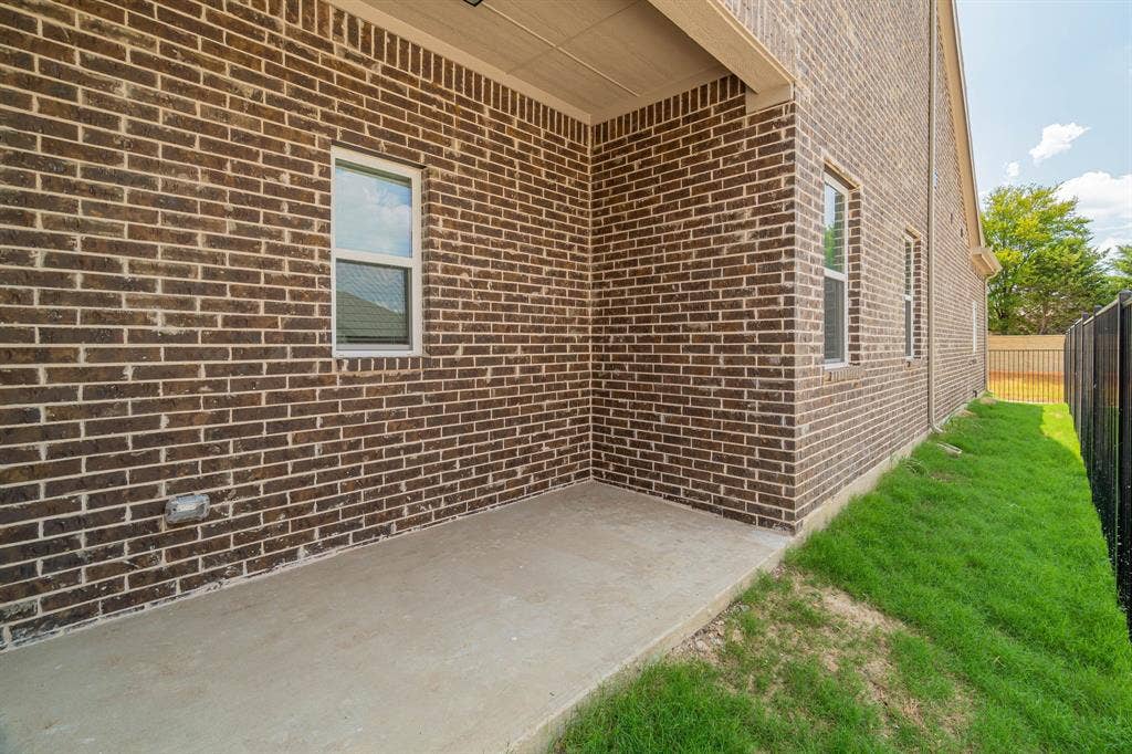 8705 Barnbougle Dunes Drive, McKinney, TX 75070 8705 Barnbougle Dunes Drive, McKinney, TX 75070