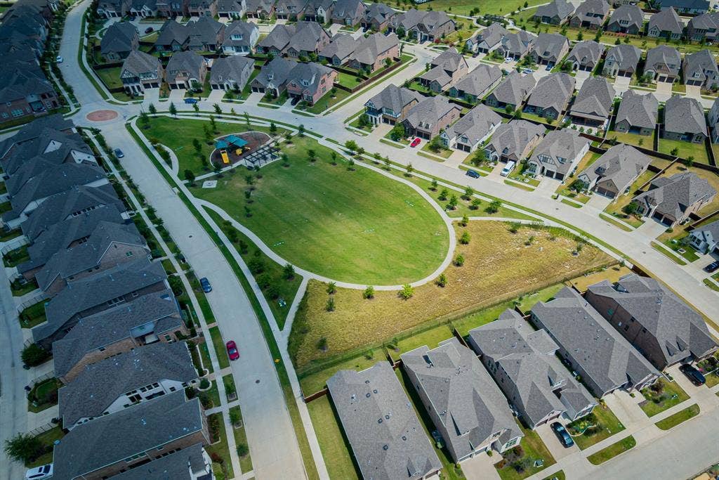 8705 Barnbougle Dunes Drive, McKinney, TX 75070 8705 Barnbougle Dunes Drive, McKinney, TX 75070