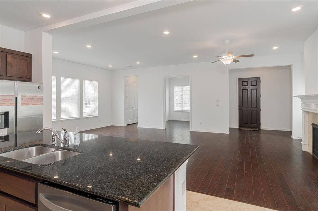 8705 Barnbougle Dunes Drive, McKinney, TX 75070 8705 Barnbougle Dunes Drive, McKinney, TX 75070