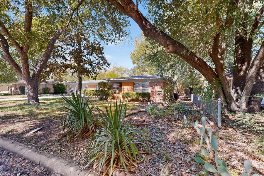 Property photo for 6905 Norma Street, Fort Worth, TX