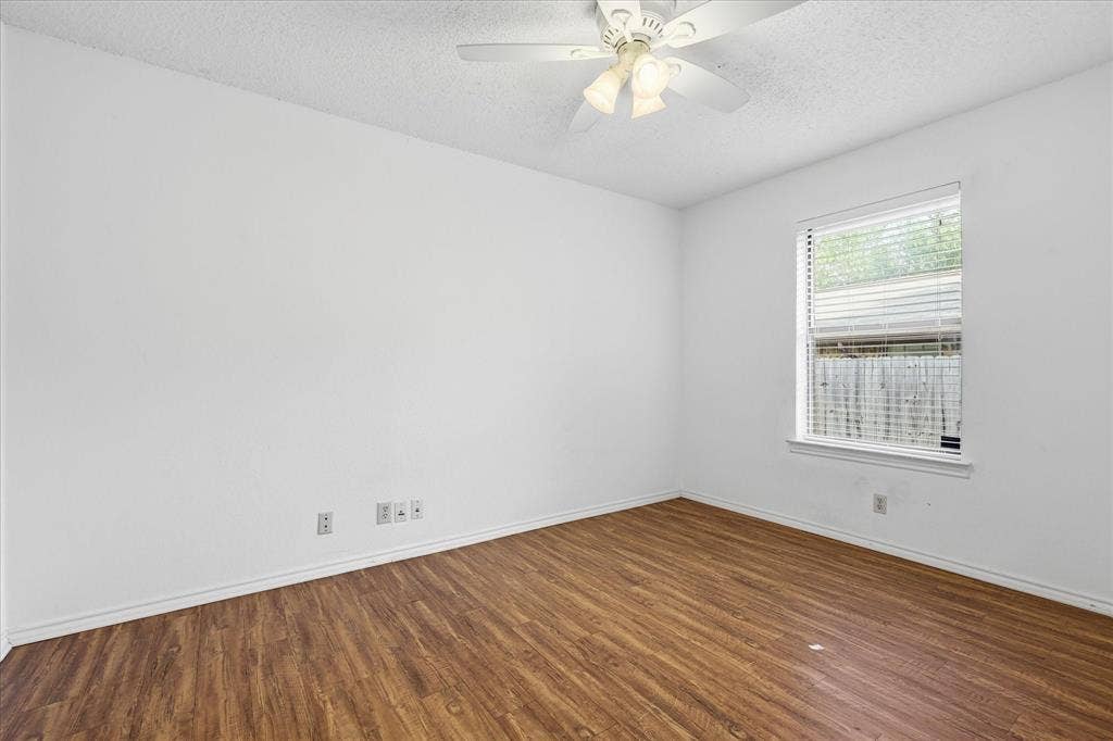 1815 Wisteria Street, Denton, TX 76205 1815 Wisteria Street, Denton, TX 76205