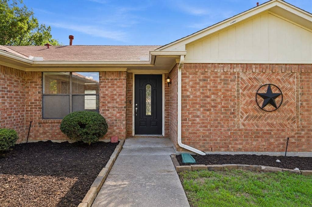 1815 Wisteria Street, Denton, TX 76205 1815 Wisteria Street, Denton, TX 76205
