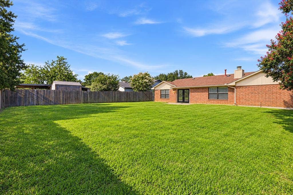 1815 Wisteria Street, Denton, TX 76205 1815 Wisteria Street, Denton, TX 76205
