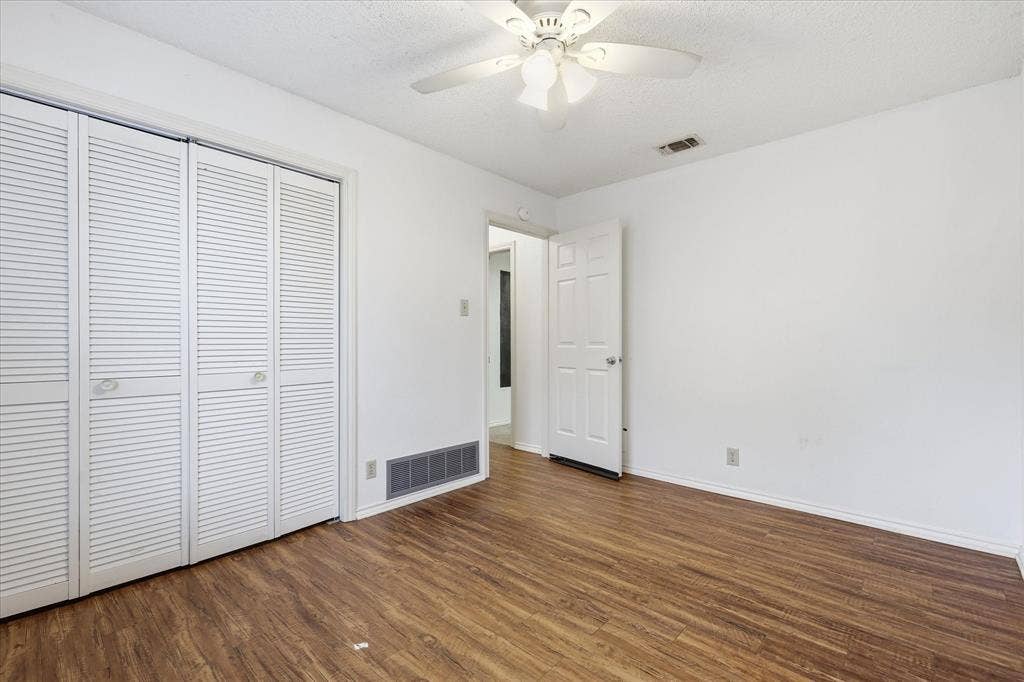 1815 Wisteria Street, Denton, TX 76205 1815 Wisteria Street, Denton, TX 76205