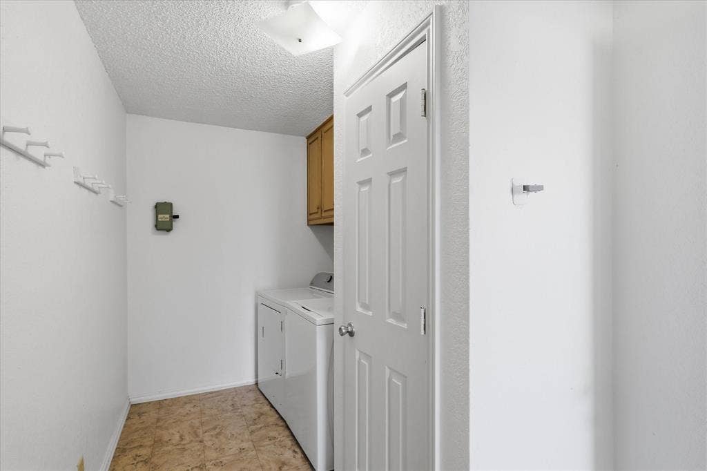 1815 Wisteria Street, Denton, TX 76205 1815 Wisteria Street, Denton, TX 76205